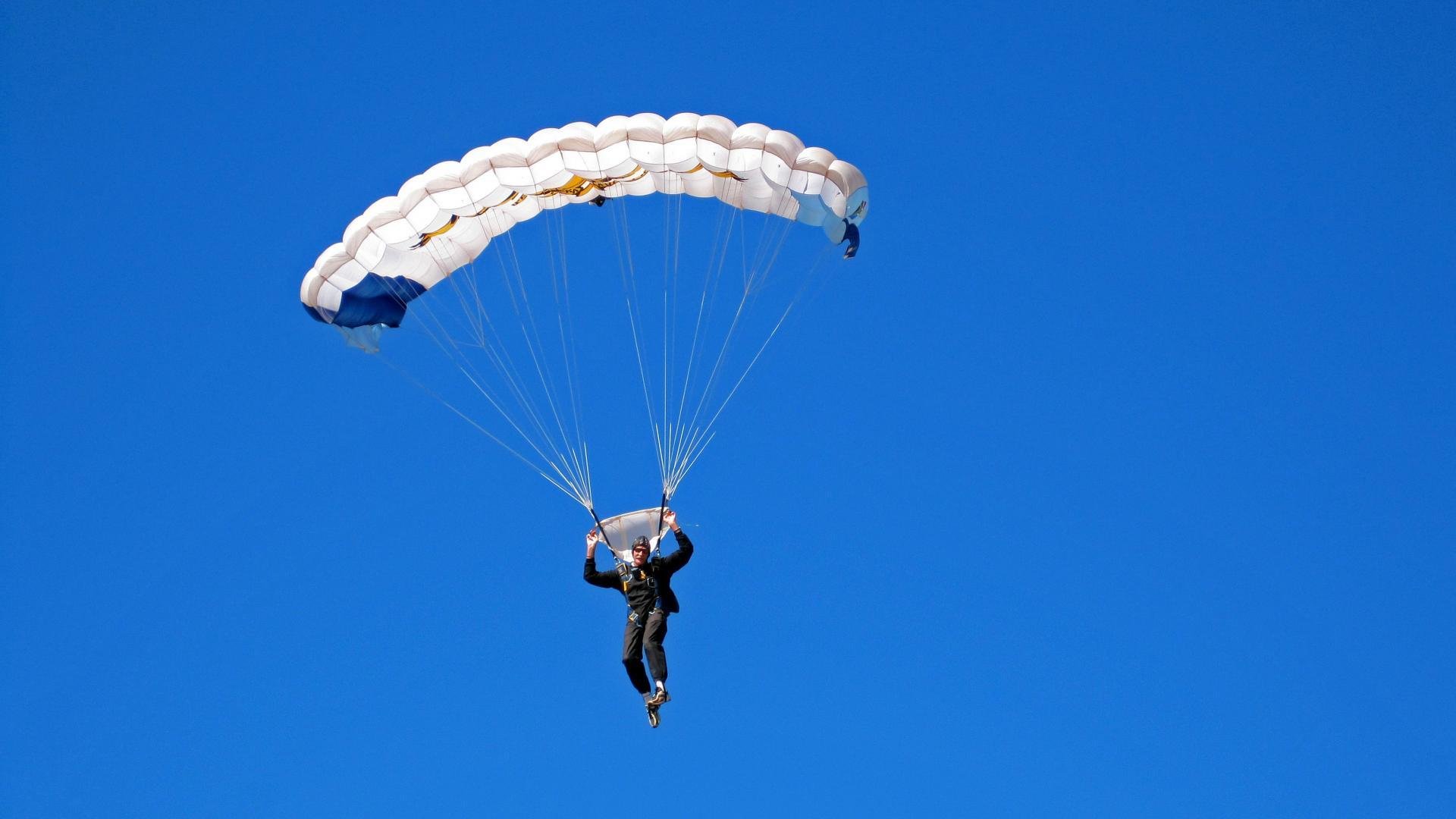 _全民运动日:开启健康生活新篇章_,全民健康运动活动方案