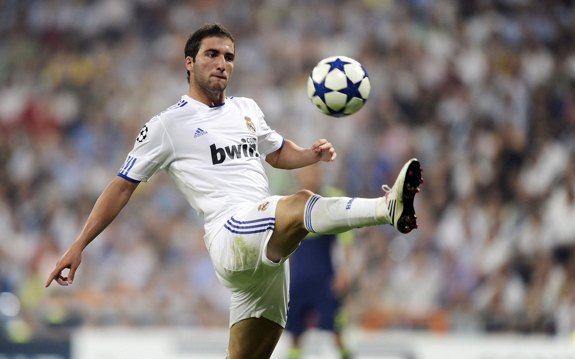 詹姆斯多场“30+”爆发,季后赛状态火热无比!,詹姆斯晒季后赛承诺