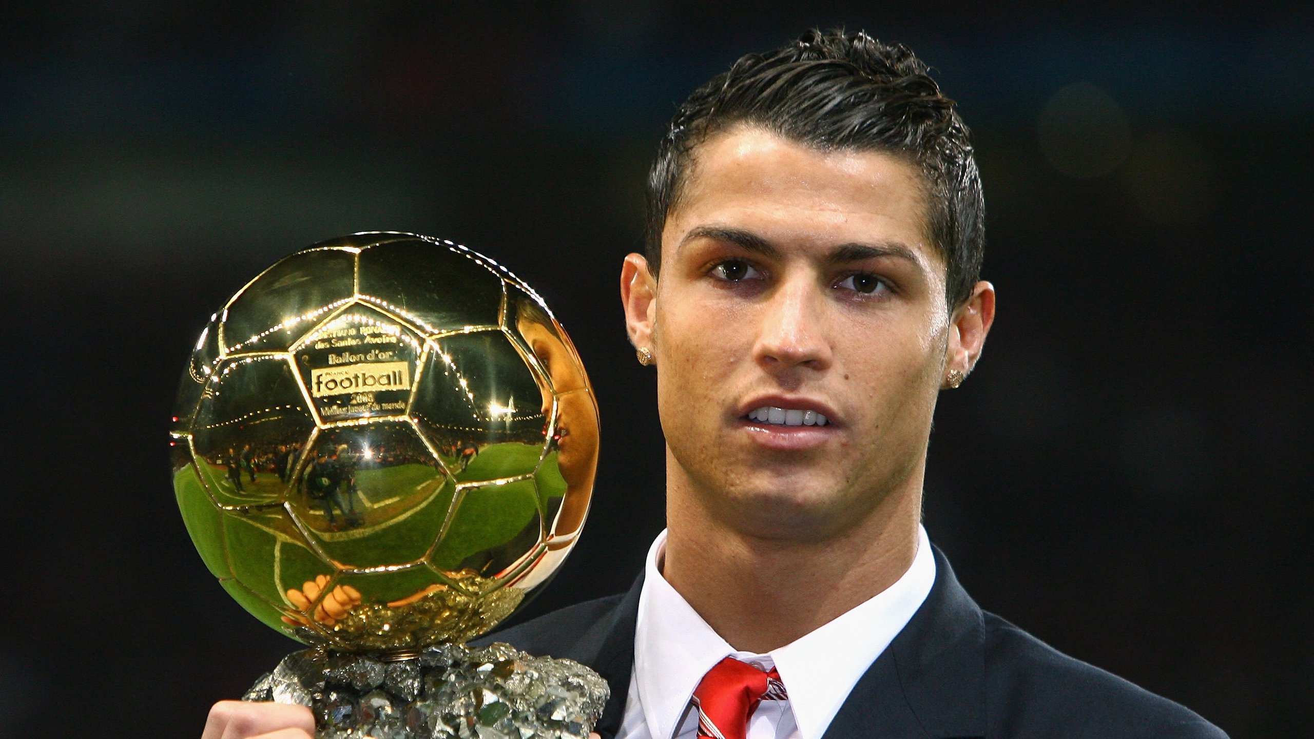 芝加哥熊队在选秀中选中顶级四分卫，芝加哥小熊队知名球员